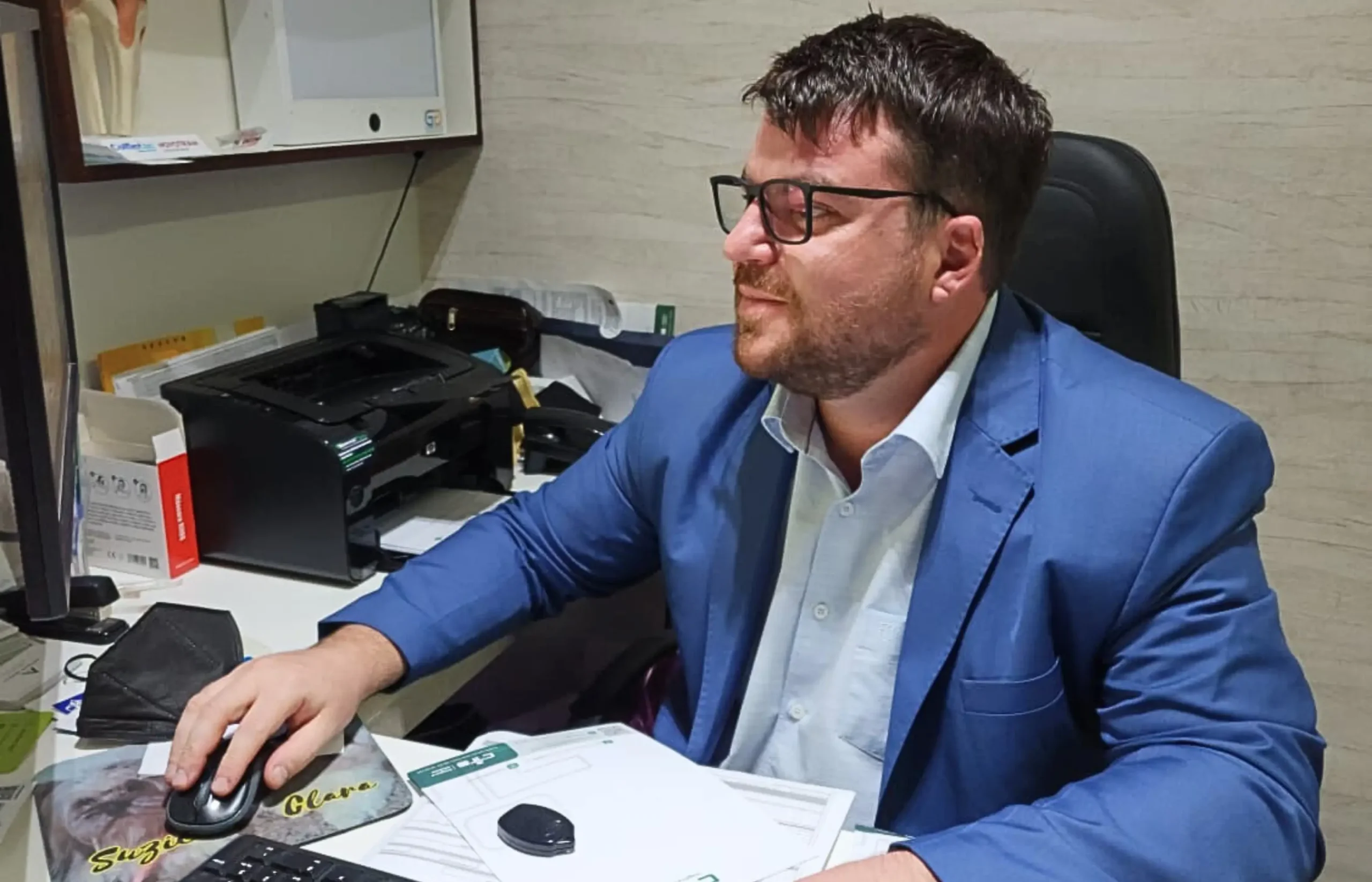 Atendimento em consultório do Dr. Arthur Lanna em Anápolis